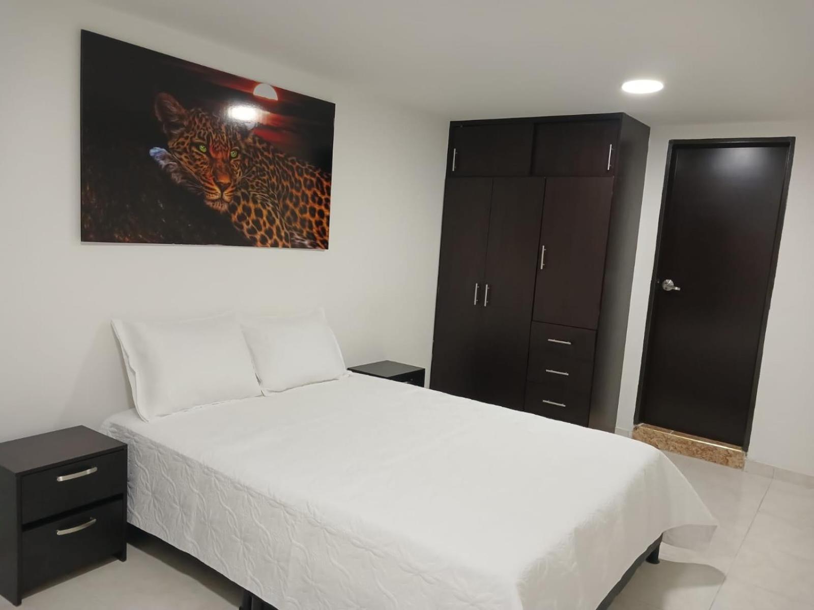 En Apartment *